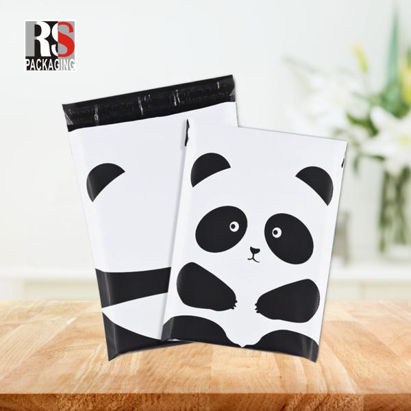 Самоклеящийся герметический полипластиковый упаковочный пакет для судоходства