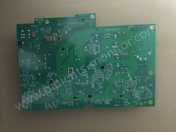 A máquina do desfibrilador de Efficia DFM100 parte a placa do tratamento do APC da terapia de Monitort do paciente