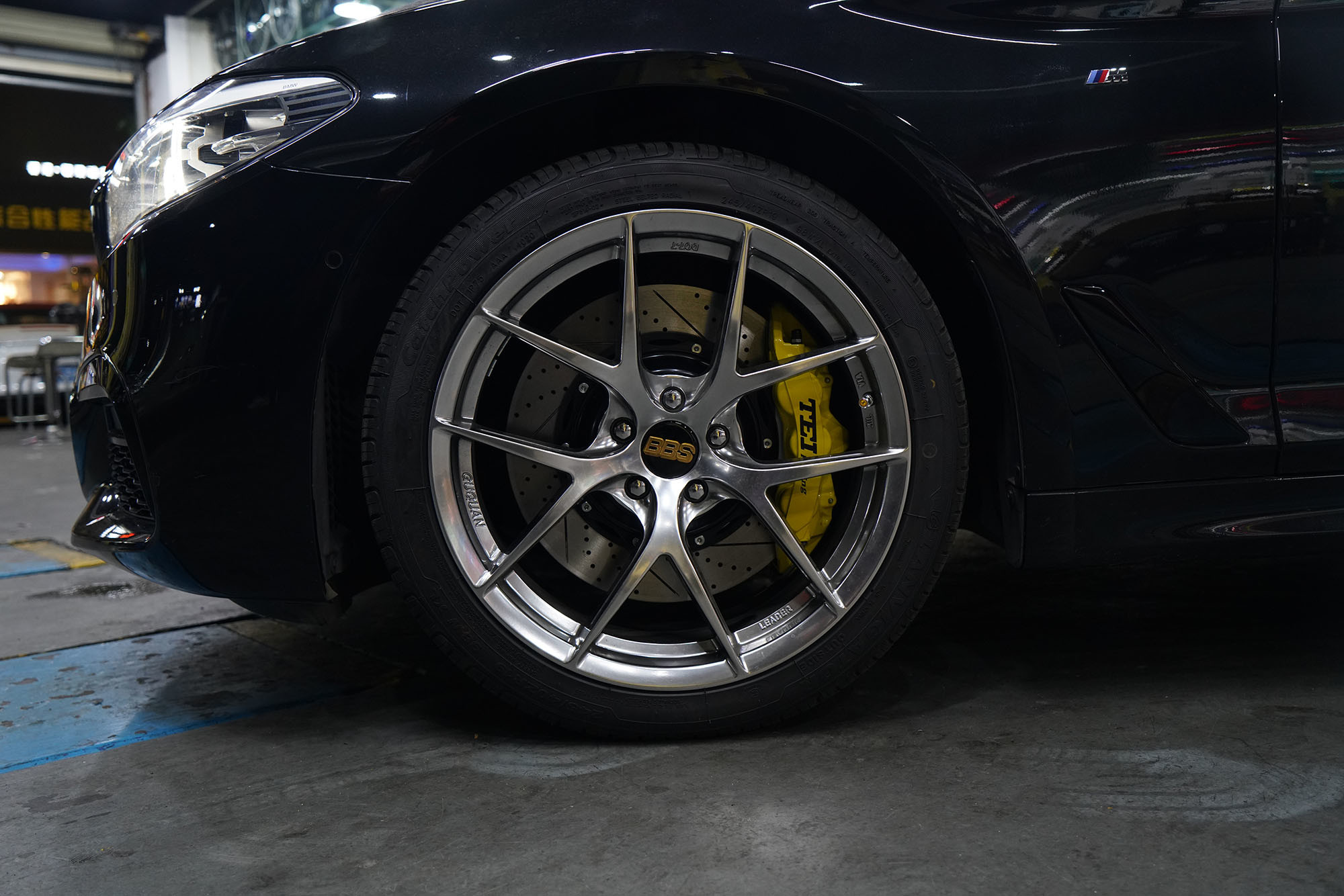 BMW F10 F11 F07 F18 S60 6 поршневый кованый калибр тормозный комплект 20 дюймов Переднее колесо