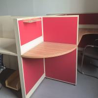Meubles de bureau Table du personnel Bureau modulaire Bureau des postes de travail