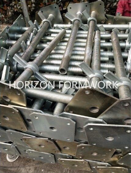 38mm X 600mm Scaffolding Leg Screws , Construction Screw Jacks BS1139 Standard