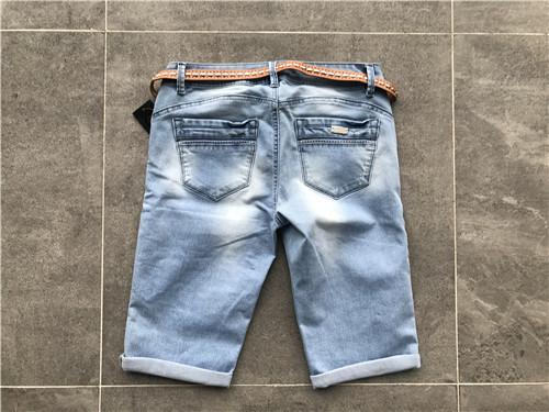 Fashion Ladies Denim Jeans / Light Blue Denim Jeans Belted Push Up Bermuda TW73252