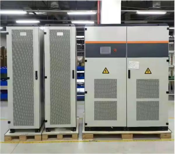 Onduleur hybride 500kW, sortie 550kVA, 12 MPPT, batterie 500-850V