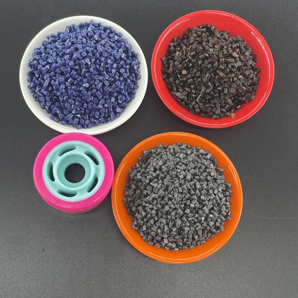 Thermoplastic Polyurethane TPU Raw Materials High Strength Good Toughness