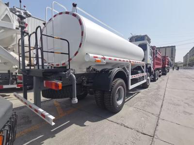 HOWO SINOTRUK Water Tank Truck 300HP With High Pressure Flush Function