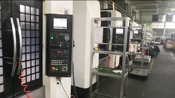 щит между источником света и механизмом воды CNC 1200W подвергая механической обработке, алюминиевая жидкостная холодная плита