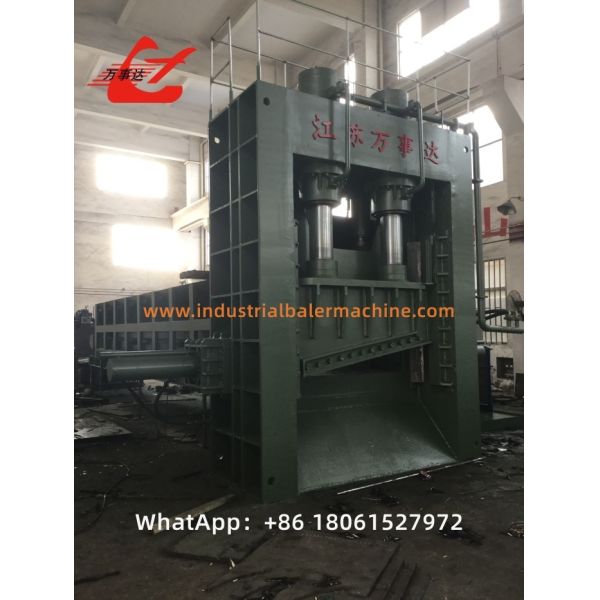 Heavy Duty Industrial Hydraulic Gantry Shear 22MPa For Safer Heavy Scrap Cutting And Recycling Yard Operation With Air Cooling System
