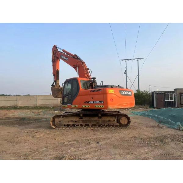Экскаватор Doosan, используемый оригинальным экскаватором Doosan DX225LC в Южной Корее