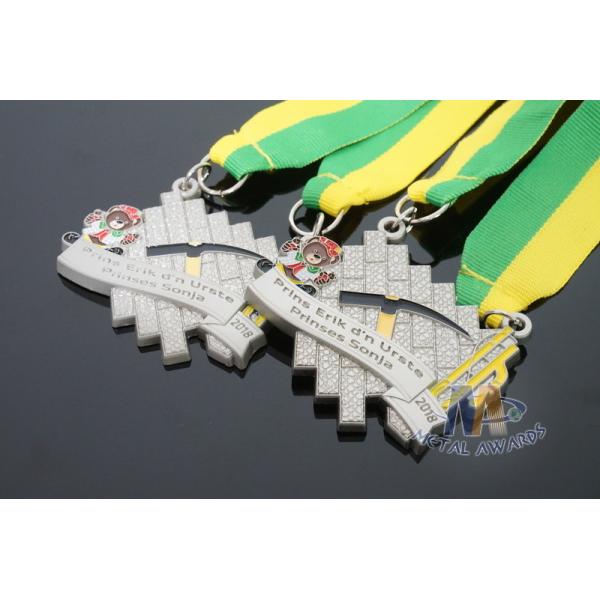 Maration Racking Enamel Medals , Custom Sports Medals With Yellow Green Ribbon