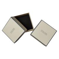 Couvercle carré et boîte de base en feuille chaude / UV / vernis Finition rigide boîtes cadeaux avec couvercles