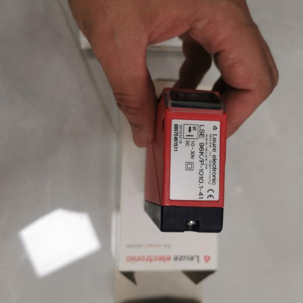 Electronic LSE 96K/P-1010-41 LSE96KP101041 Proximity Switch -Unused / Original Packaging- New Original Ready Stock Industrial Auto