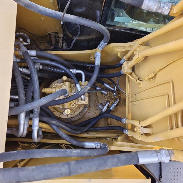 20 Ton Digger Caterpillar Used CAT 320D2 Excavator in Japan ORIGINAL Hydraulic Cylinder