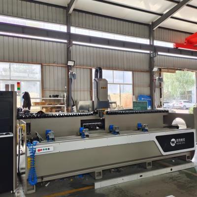 Máquina de trituração de alumínio da perfuração do perfil do CNC de 3 linhas centrais para a janela e a área de porta