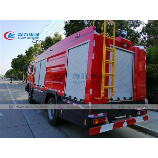 RHD Sinotruk Howo 4X4 с тележки сухого порошка дороги противопожарной