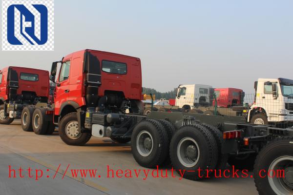 371HP EuroII Emission 12 Tyres 8 x 4  Heavy Duty Trucks Loading 60000KG