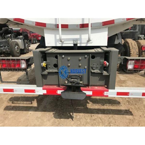 автоцистерна топлива отсеков 26000L Sinotruk 6x4 371hp 6 покрышек 12R24