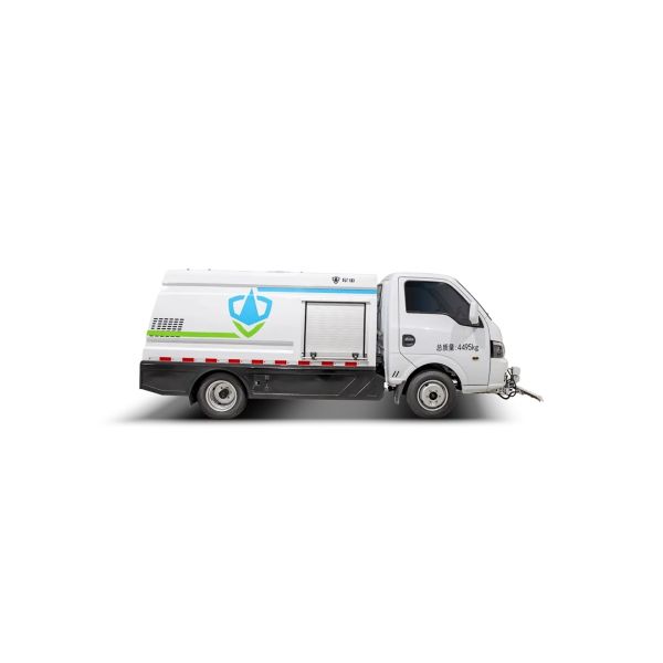 Pure Electric 4.5T Sanitation Vehicle with 2m³ Clean Water Tank and  for Road Maintenance