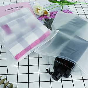 Fashionable Design Luxury PVC Handbag Purse, Organizer Dust Cover, Bag Protector, Magnetic Snap Closure