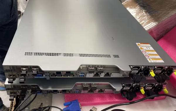 FusionServer 1288H V5 1U 2-socket Rack Server with 64GB Memory and 480GB Hard Drive