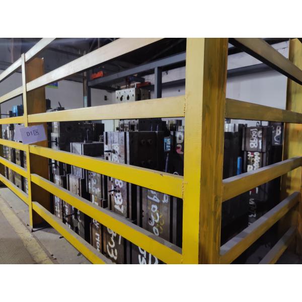 Aluminum A380 Die Casting Parts Customized 50000 Shots Water Pump Holder