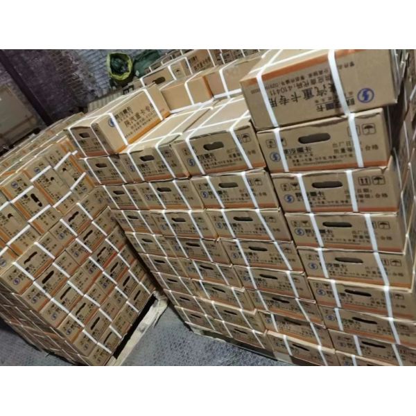 Cabin Shock Absorber Use for Mercedesbenz ACTROS MP1 Series 942890021 9428906019 9438.903919 A9428900219 A9438.900219