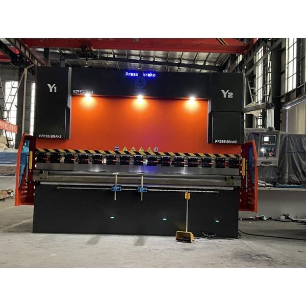 Economical Model WC67Y Hydraulic Press Brake 125T 3200MM E21 Controller NC Press Bending Machine