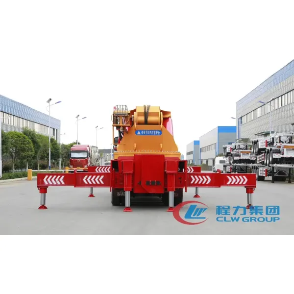 HOWO Heavy Duty Truck Crane 100ton 120tons Lorry Mounted Crane