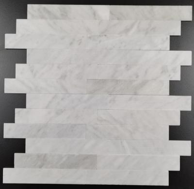 Telhas de mosaico decorativas delicadas do corte 300x300mm adesivas na parte traseira