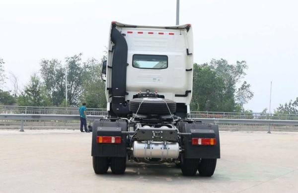 Sinotruck HOWO 6X4 Trailer Truck Head With ECE Tire Certification And Customization