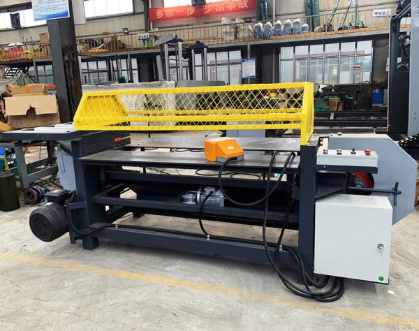Wood pallet dismantler ,pallet dismantling band saw wood pallet recycling machine