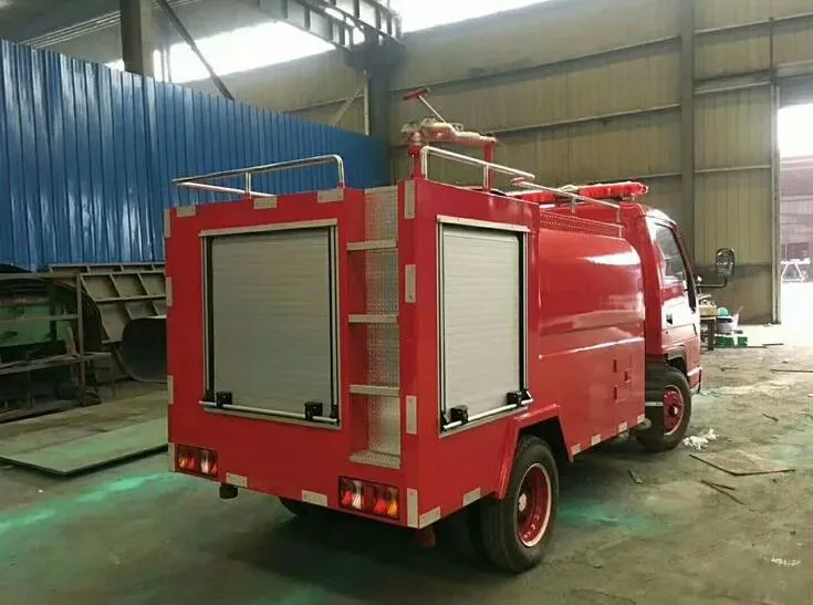 2m 2tons Water Tank Emergency Fire Truck 4×2 Diesel Fuel