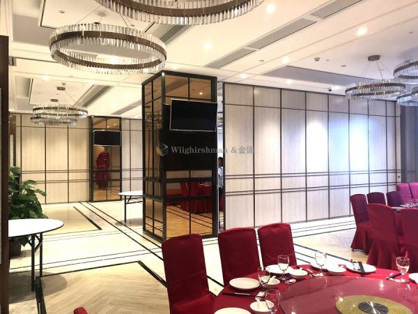 2000-6000mm Height Soundproof Folding Wall With Aluminum Track