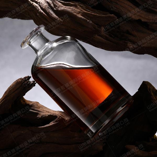 Прозрачная стеклянная бутылка с ликером и бутылка с красным вином для вина Логотип приемлемый Логотип клиента