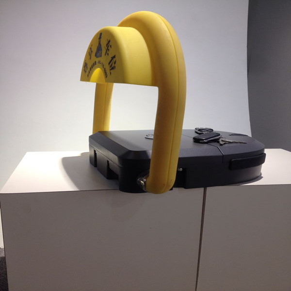 Cerradura material de aluminio del estacionamiento, molde del espacio de aparcamiento 5 toneladas de peso que lleva máximo