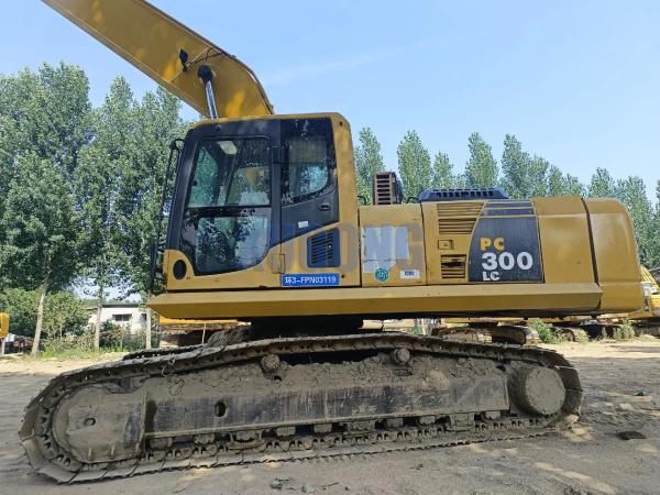 184KW Second Hand Komatsu Excavator 31100KG Weight with 22m Long Arm