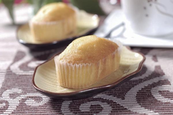 Food Sponge Instant Cake Emulsifier For Pastry Industry 10kg / Carton Cake Gel