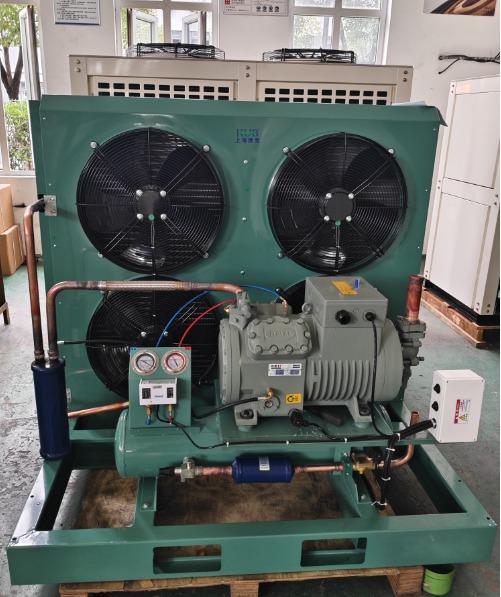Certificado CE Unidad de refrigeración Compare 240m2 Condensador refrigerado por aire con cuatro ventiladores 25HP Compresor de pistón Unidad de condensación Precio