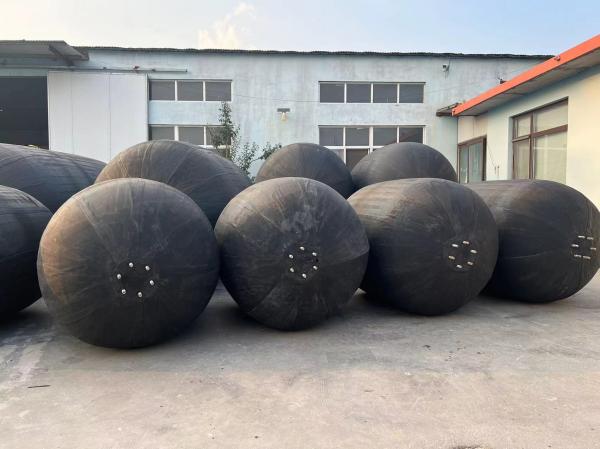 Yokohama Marine Fenders Borracha e SS Boa resistência à corrosão para embarcações e docas marítimas