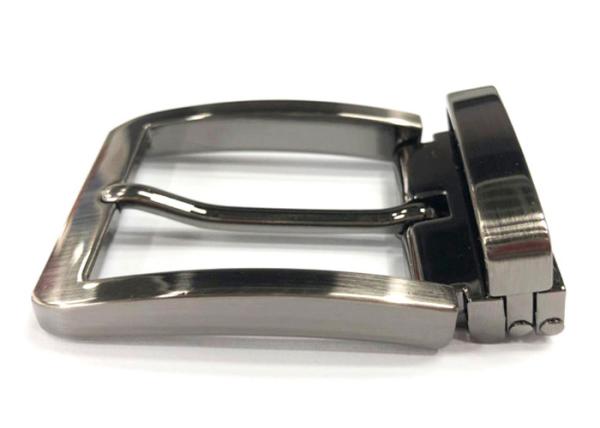 Único dente Pin Buckle Replacement For 1,38 polegadas (35mm) de correia larga com a cor escovada do Gunmetal liga de zinco