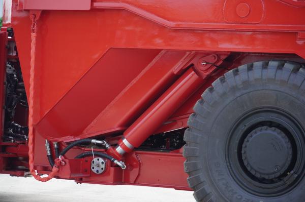                  Heavy Truck 54 Tons Underground Mining Dump Truck for Underground Tunneling or Project             