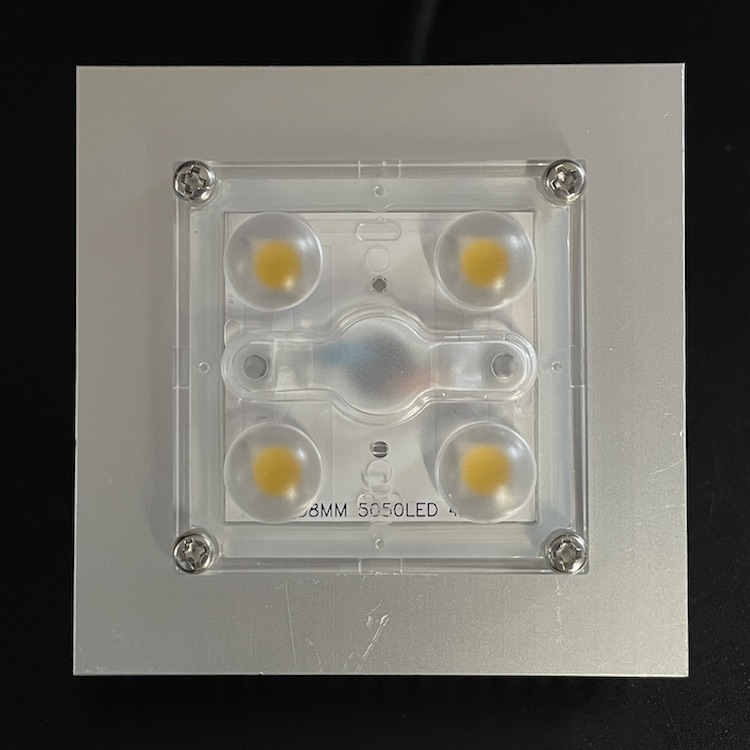 MINI LED Street light module 4 LED с водонепроницаемой ПК линзой 150X75 градусов с уплотнением