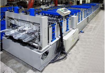 Rolo da plataforma do metal que forma a máquina, telhas de assoalho que fabricam as máquinas inteiramente auto