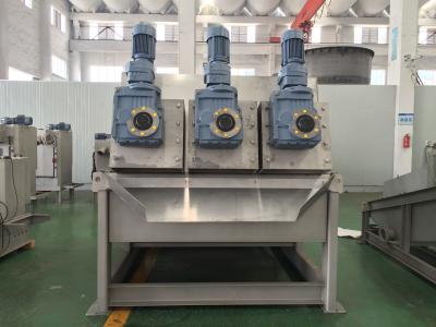 Tipo lama de secagem do parafuso da máquina da lama oleosa que engrossa e que seca