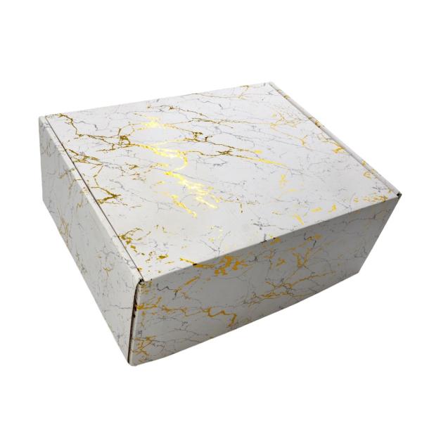 1.5mm Corrugated Paper Personalized Clothing Boxes 250gsm Art Paper