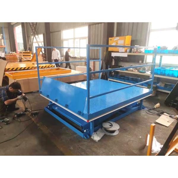 Warehouse 2000*3000mm Hydraulic Dock Scissor Lift With Electric Lip