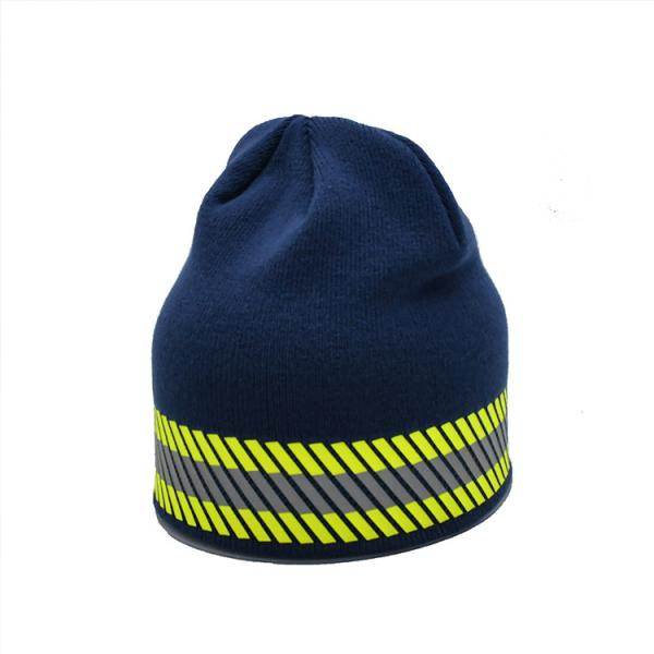 Вкладыш шлема полиэстера зимы Beanie Unisex логотипа отражения OEM крышки черепа футбола идущий