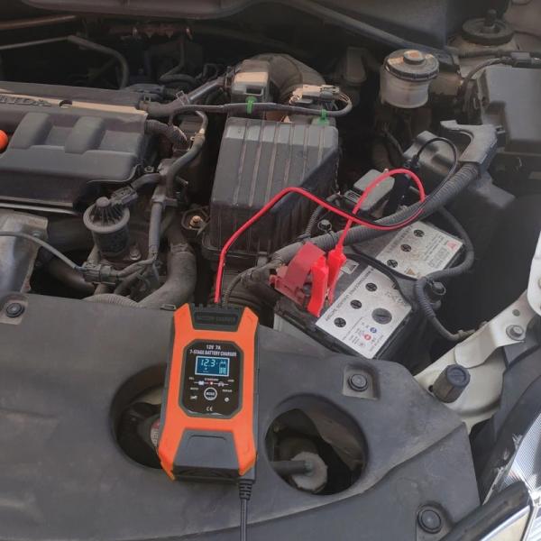 Свинцовокислотный 7 Maintainer заряжателя батареи кальция 12V 7A этапа