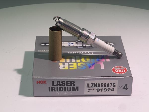 FORD FOCUS 1.5 2014-2020 1802-0900 NGK Iridium Spark Plug ILZNAR8A7G 91924