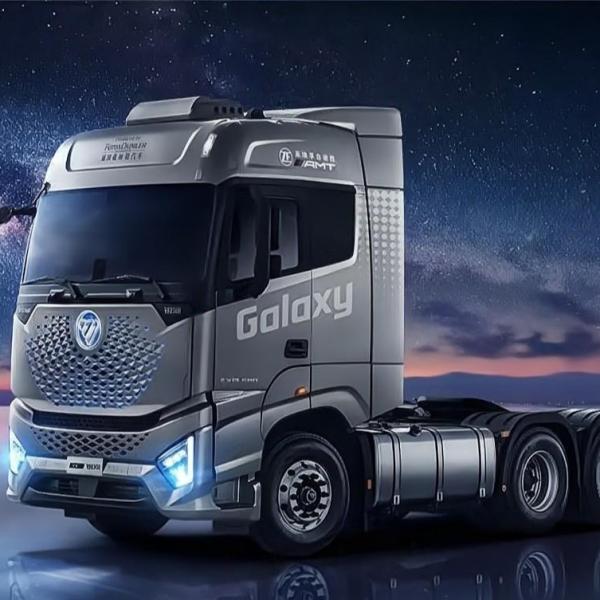 Foton Auman Galaxy Crossing Version 580hp 6X4 AMT Tractor with 5 Forward Shift