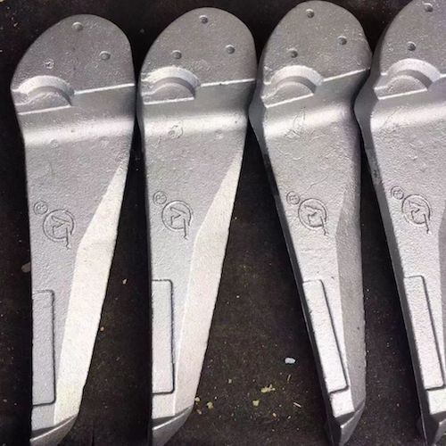 Отливные части из серого железа с полировкой для производства автозапчастей